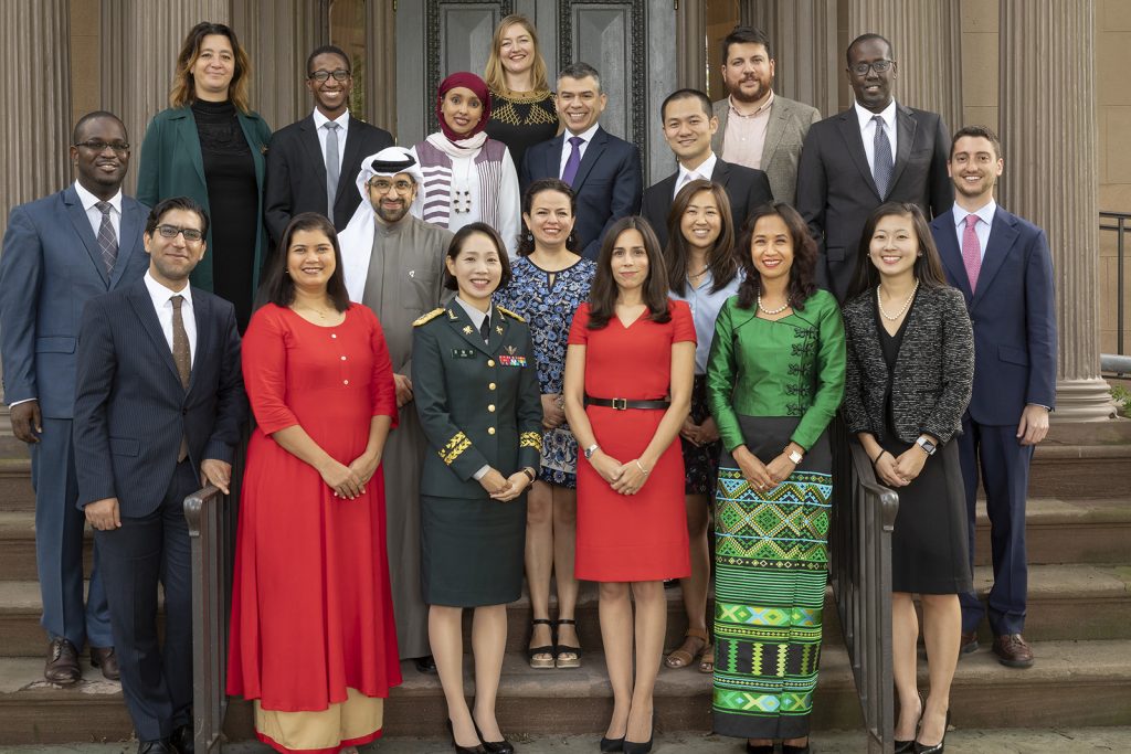 2018 World Fellows with associates