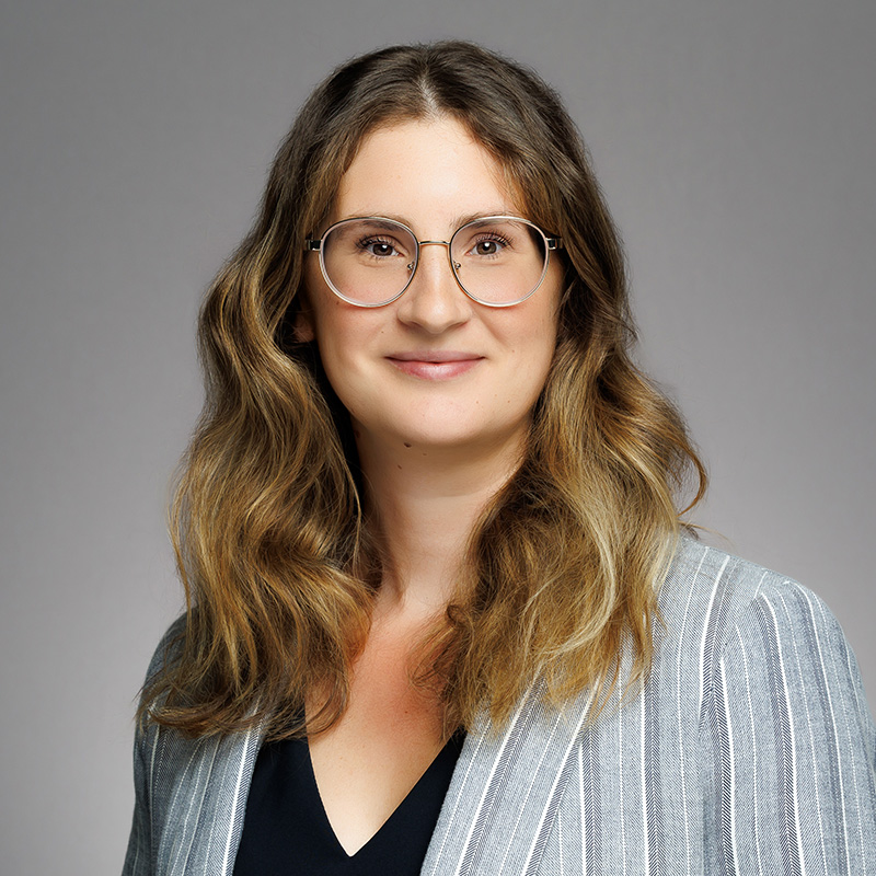 Julia Billings Thumbnail